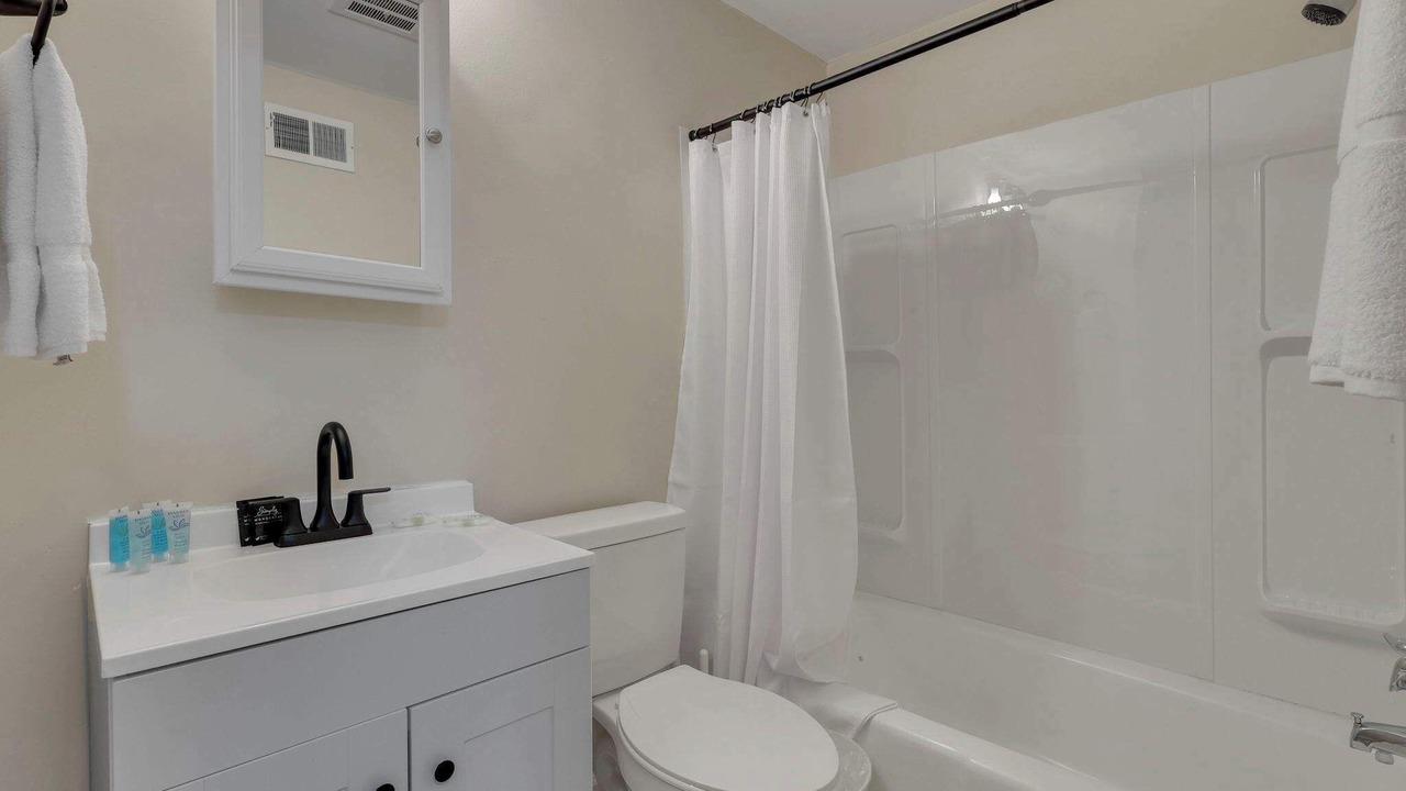 Photo of Bathroom in Merion Village