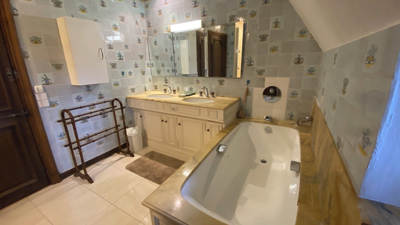 Photo of Bathroom in Touques