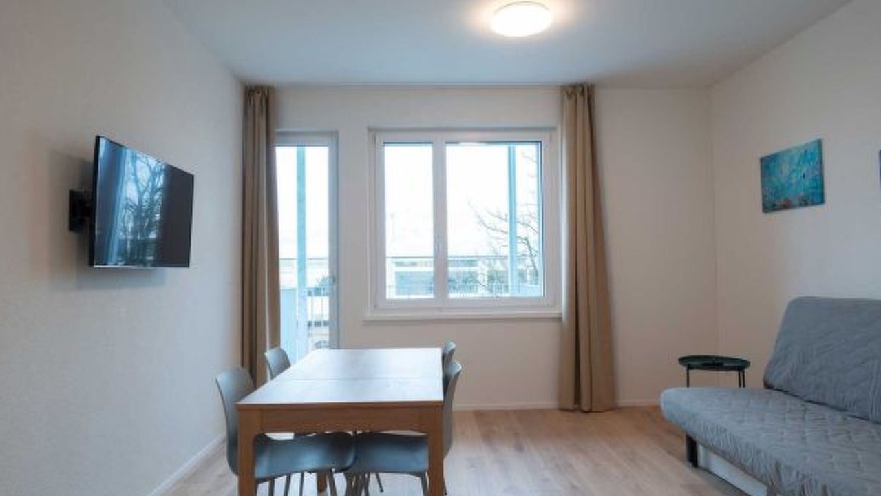 Photo of Livingroom in Center