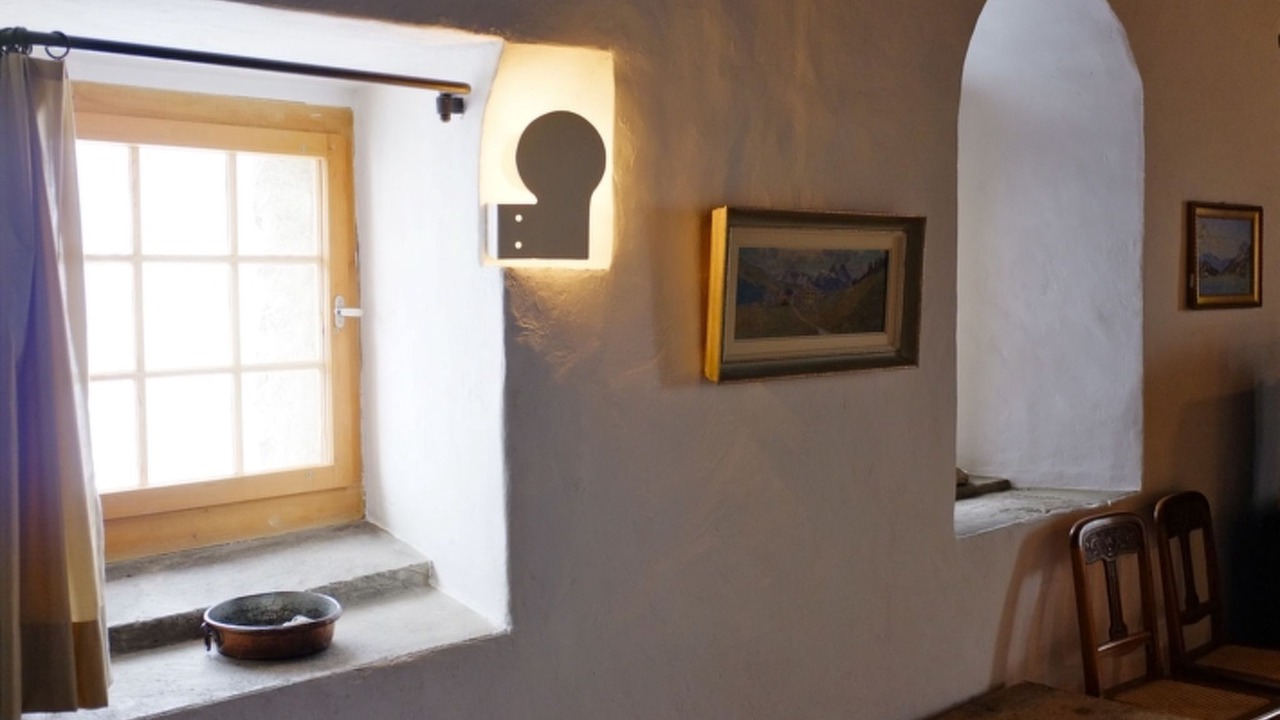 Photo of Bedroom in Lumnezia