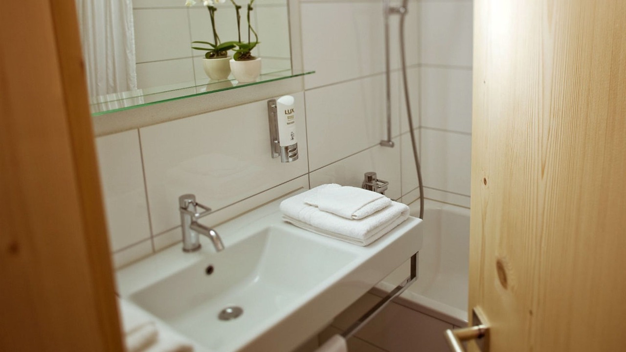 Photo of Bathroom in Tavanasa