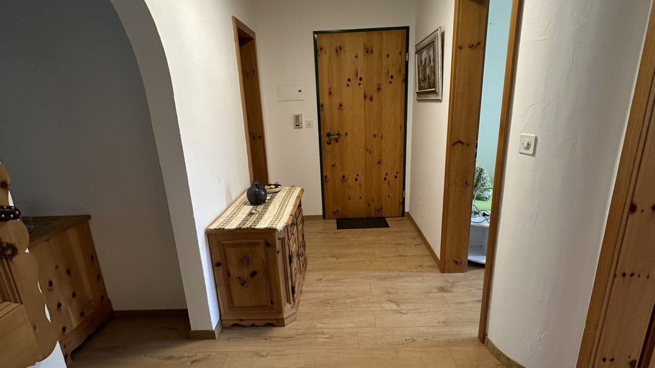 Photo of Livingroom in Surcuolm