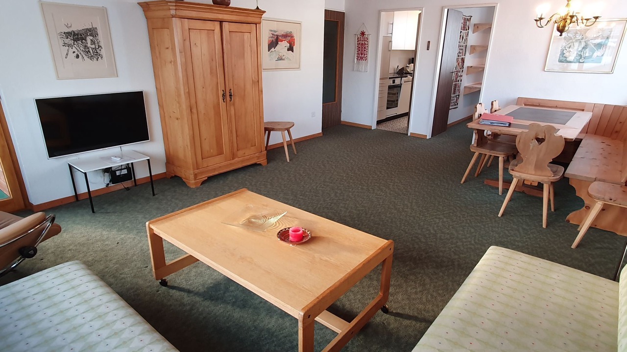 Photo of Livingroom in Tavanasa