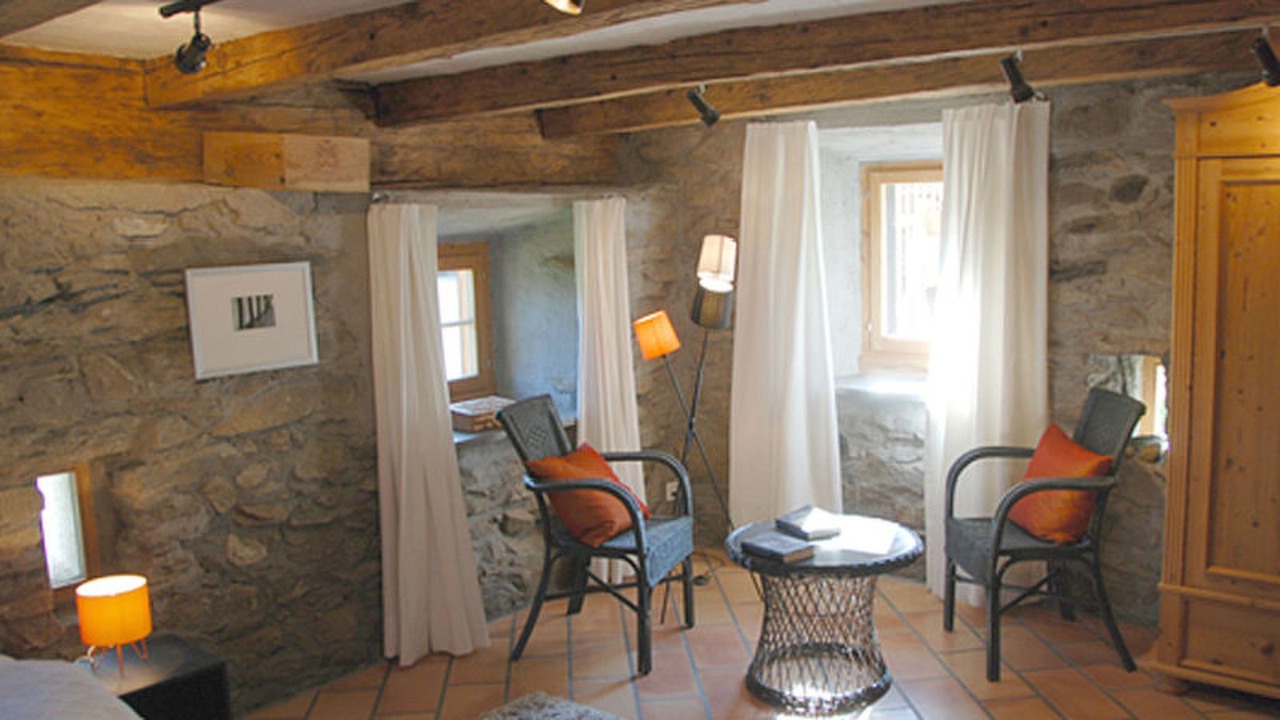 Photo of Livingroom in Surcasti
