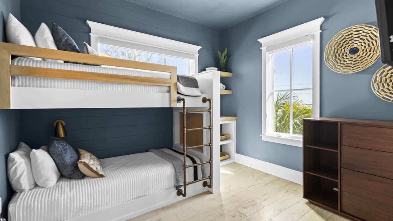 Photo of Bedroom in Bradenton Beach