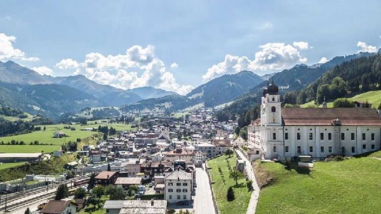 Photo of Others in Disentis