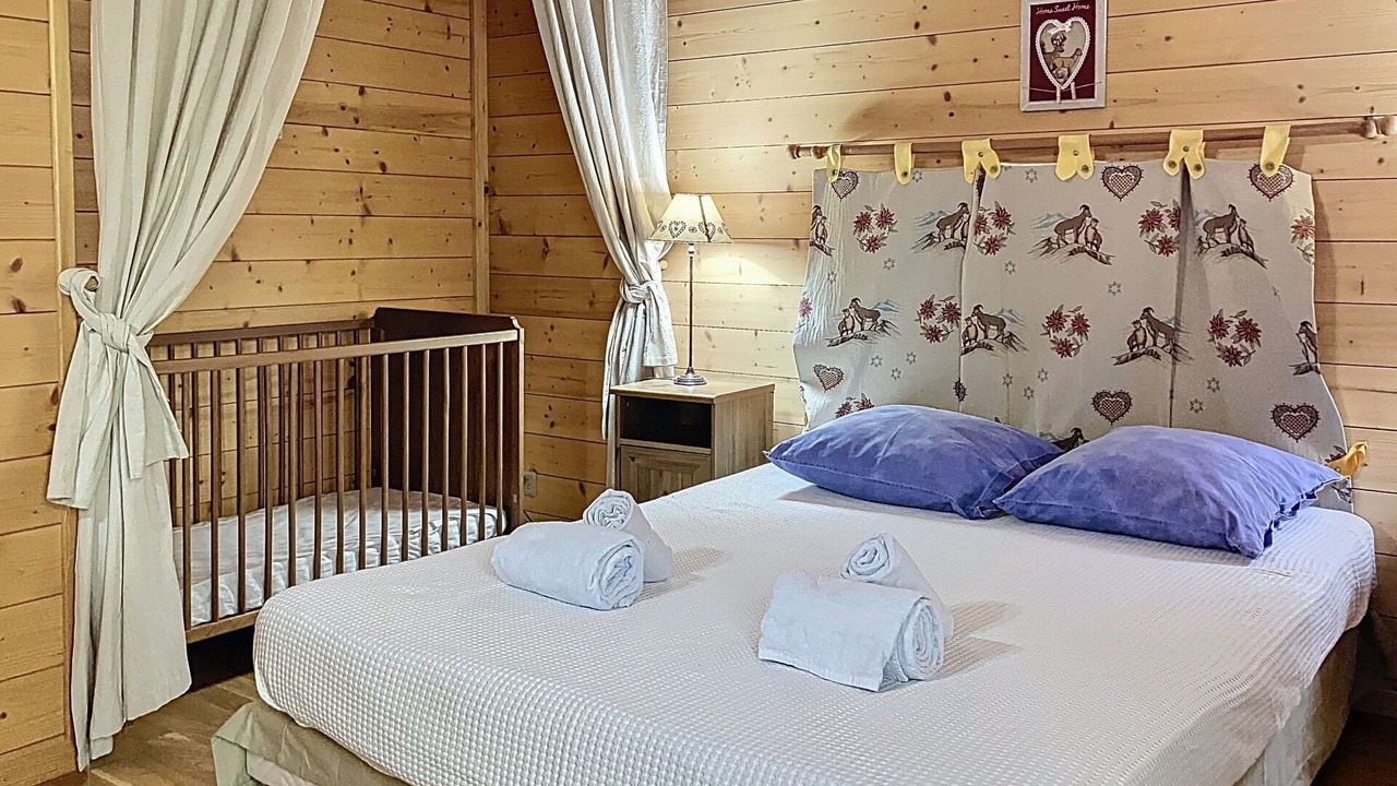 Photo of Bedroom in Ormont-Dessus