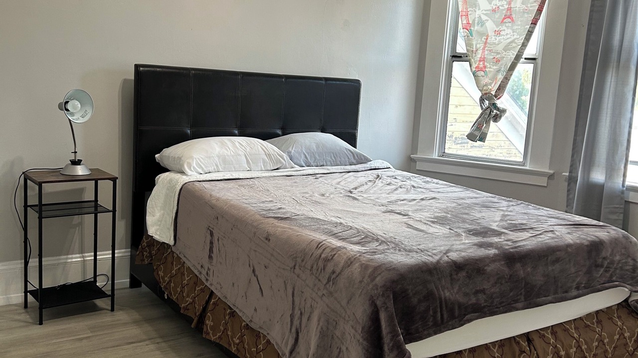 Photo of Bedroom in Crockett