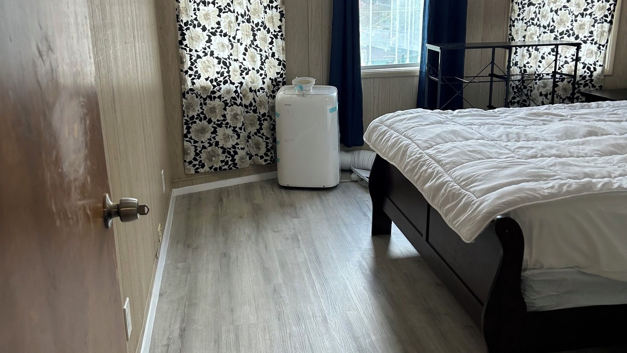 Photo of Bedroom in Crockett