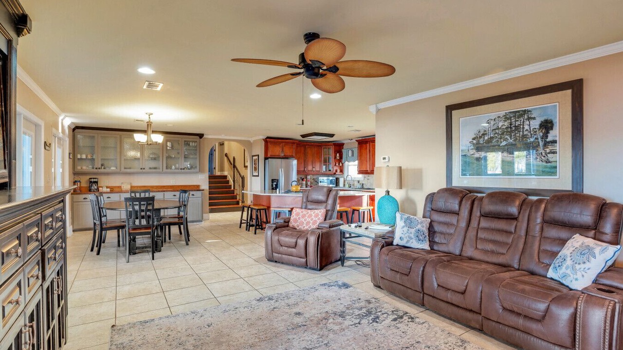 Photo of Livingroom in Gilbert