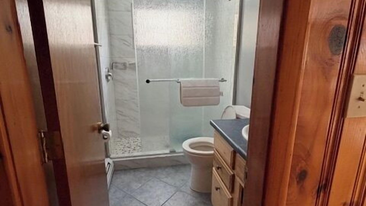 Photo of Bathroom in Hebron