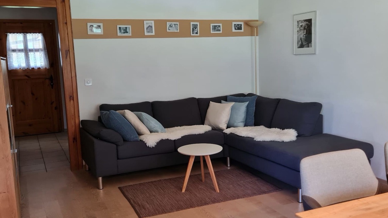 Photo of Livingroom in Tujetsch