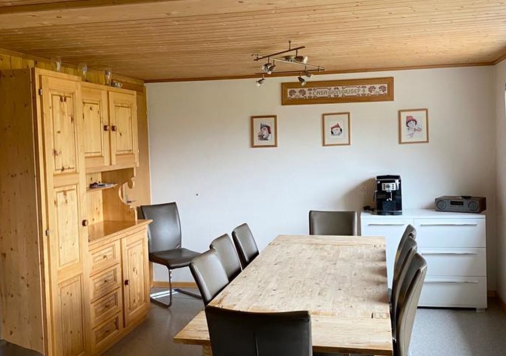 Photo of Bedroom in Tujetsch