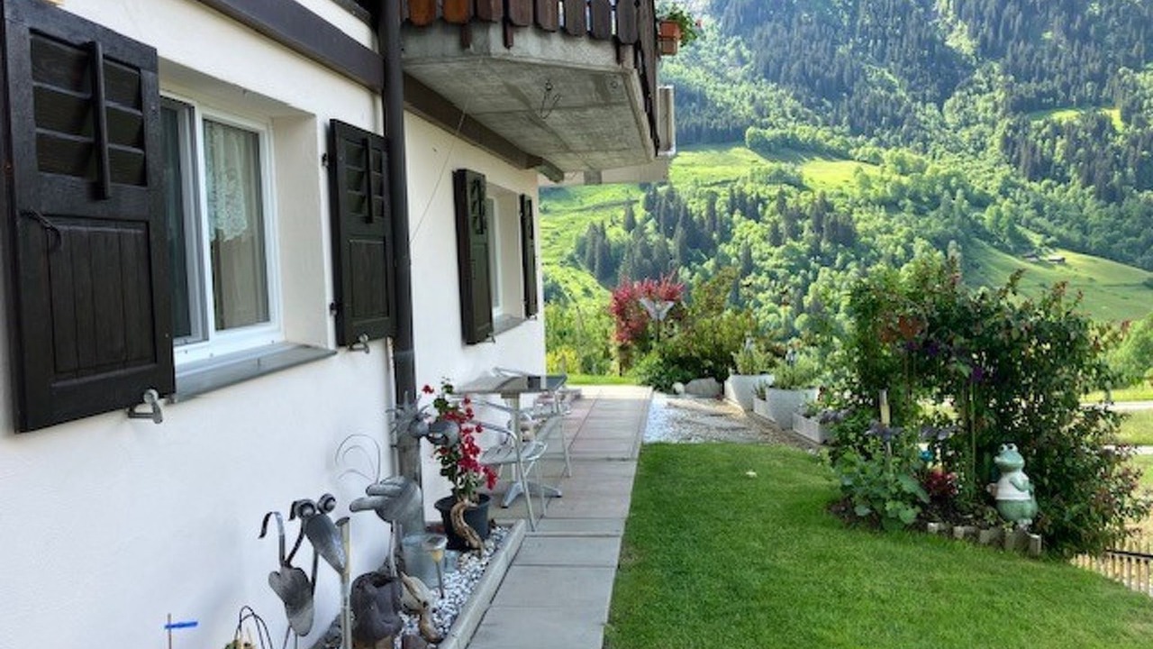 Photo of Others in Disentis