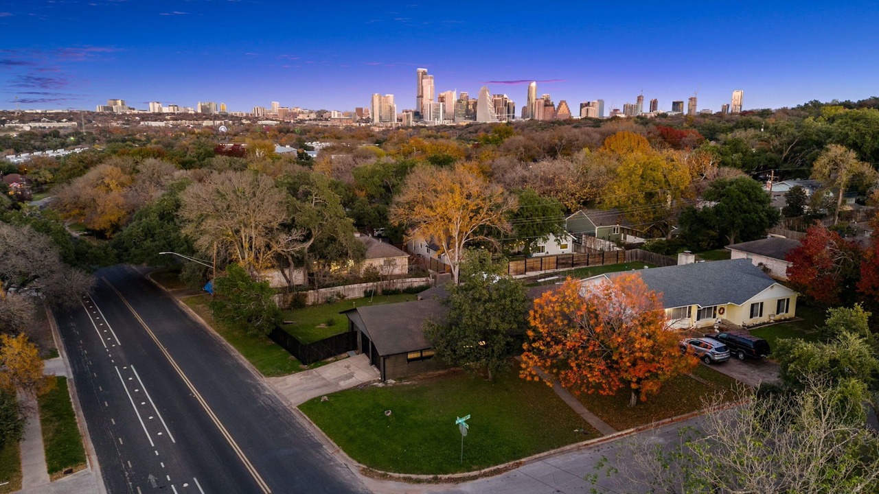 Photo of Outdoor in Barton Hills
