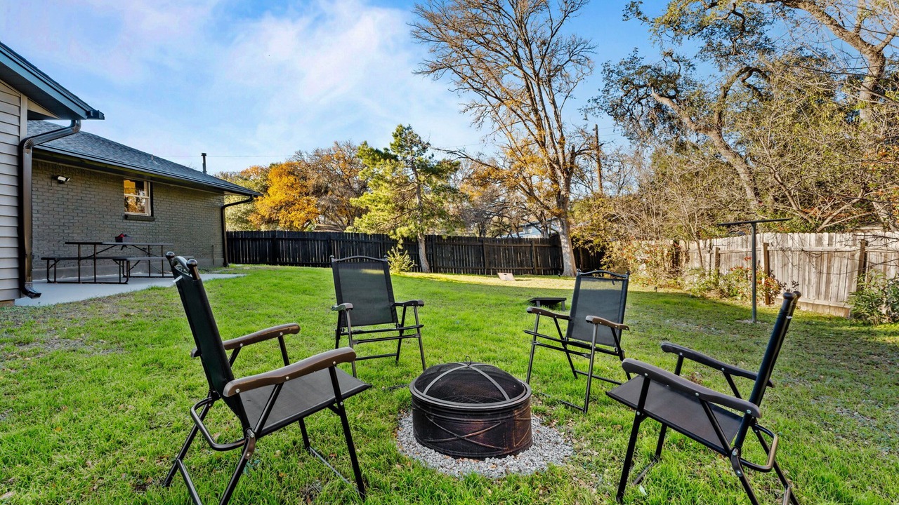 Photo of Outdoor in Barton Hills