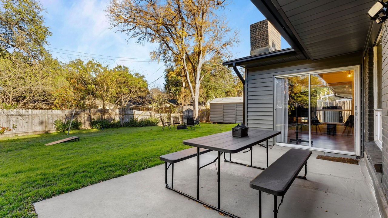 Photo of Outdoor in Barton Hills