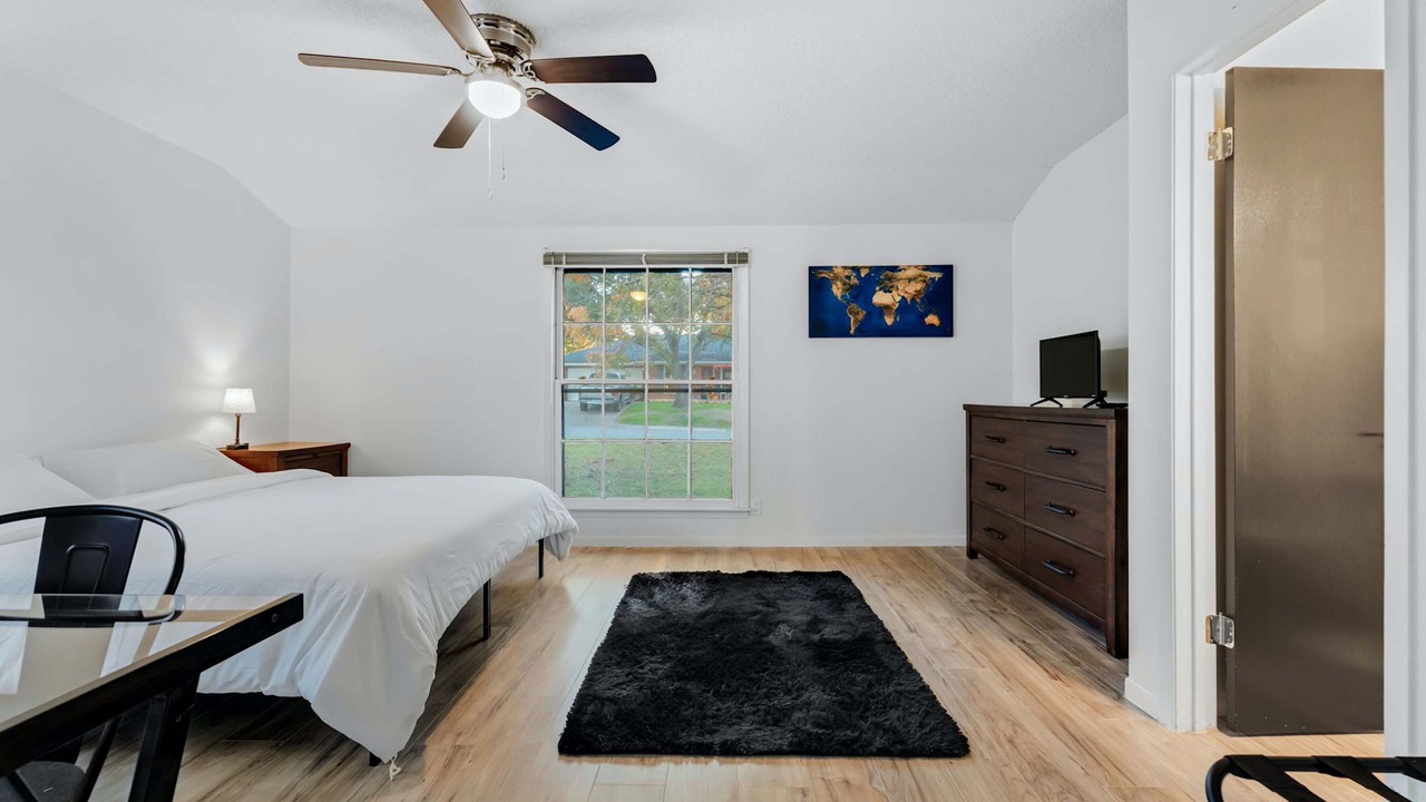 Photo of Bedroom in Barton Hills