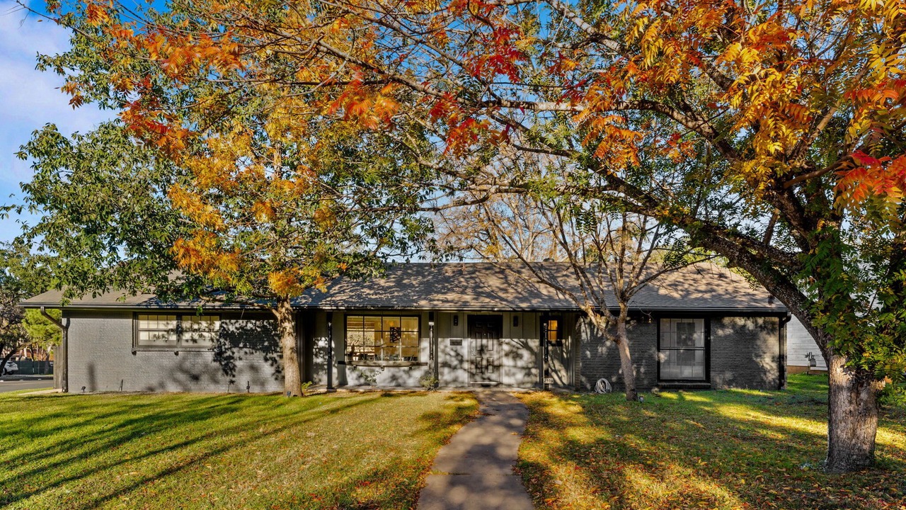 Photo of Outdoor in Barton Hills