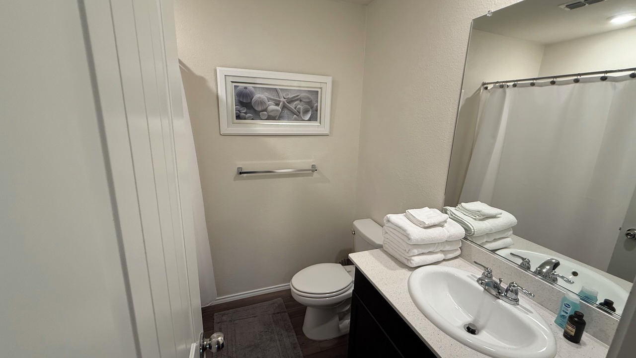 Photo of Bathroom in Haslet