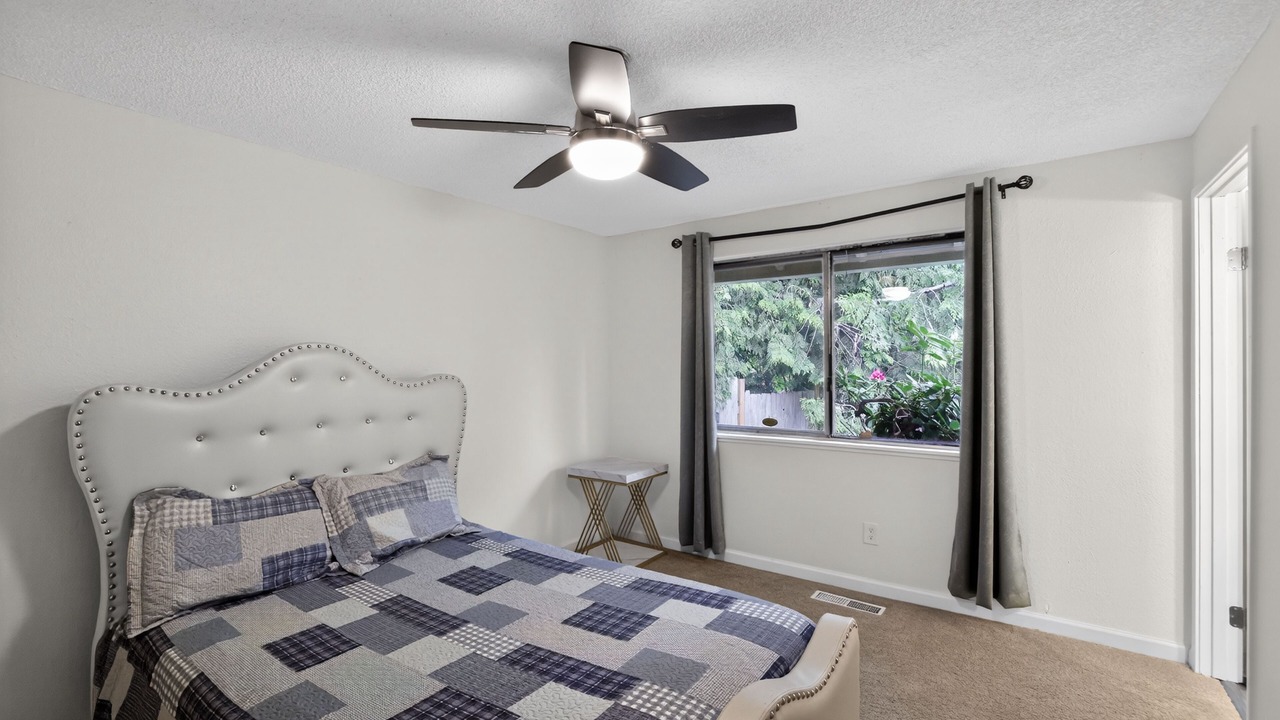Photo of Bedroom in Gresham