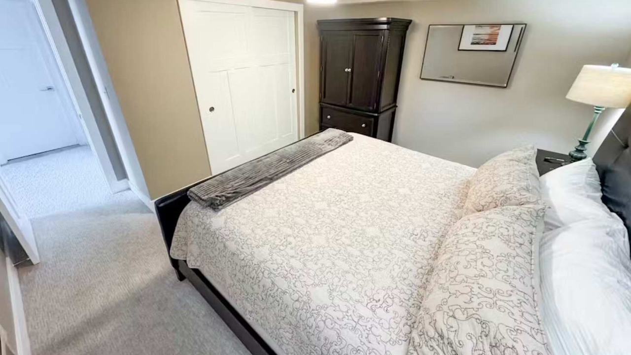 Photo of Bedroom in Linn Creek