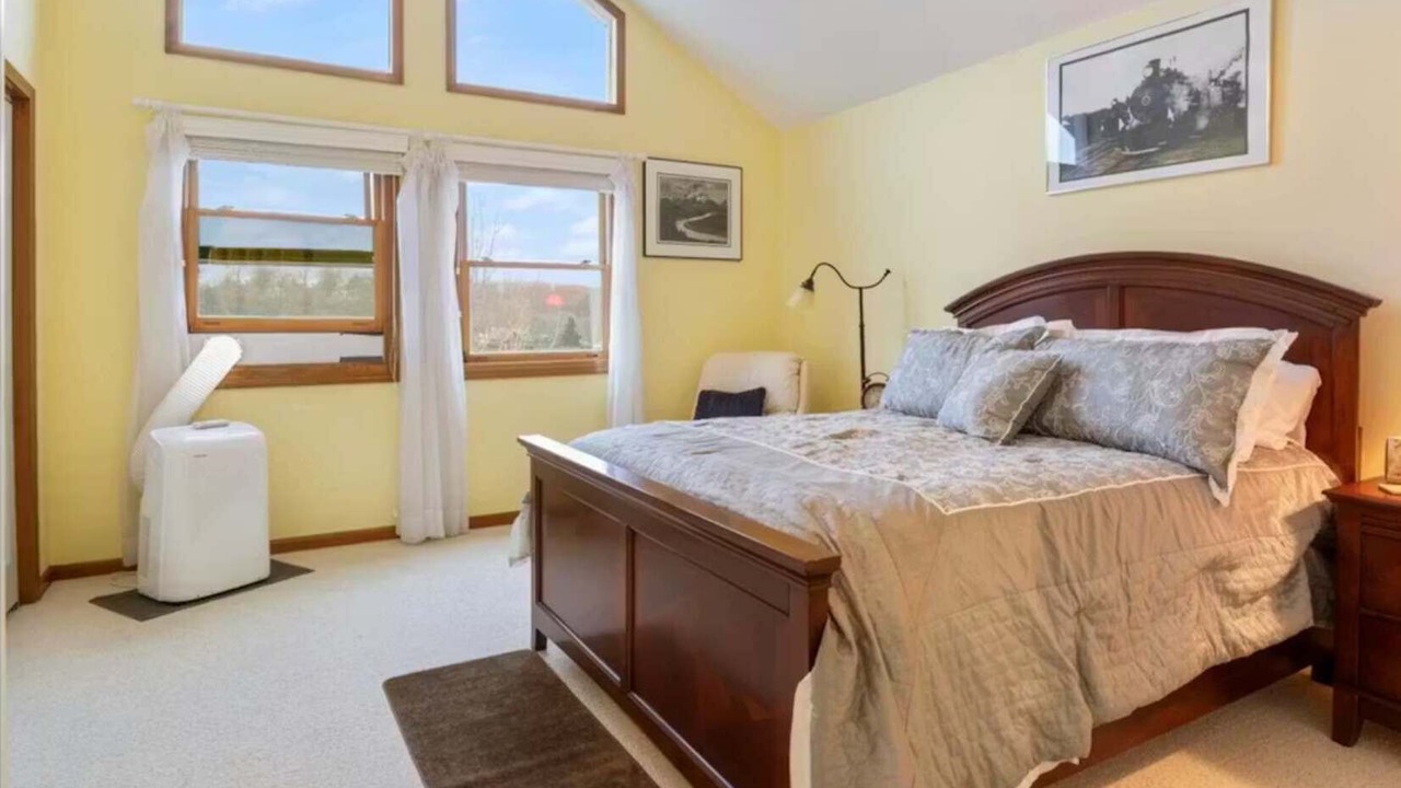 Photo of Bedroom in Gravois Mills