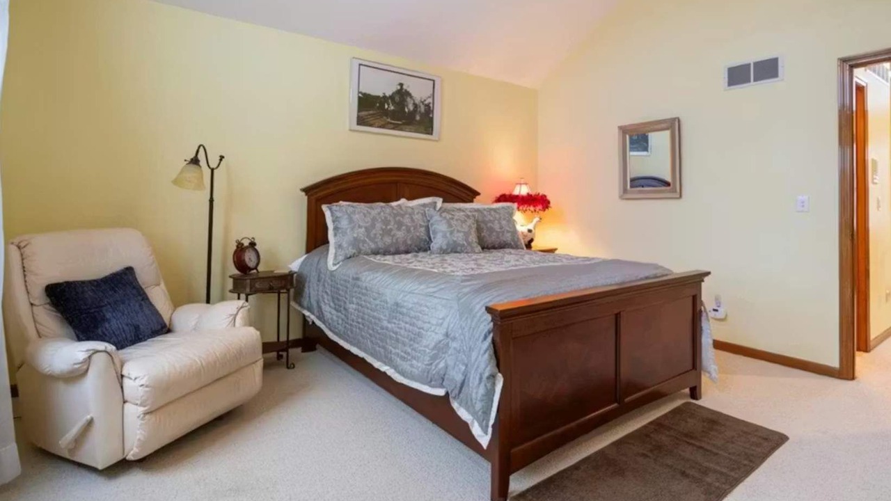 Photo of Bedroom in Gravois Mills