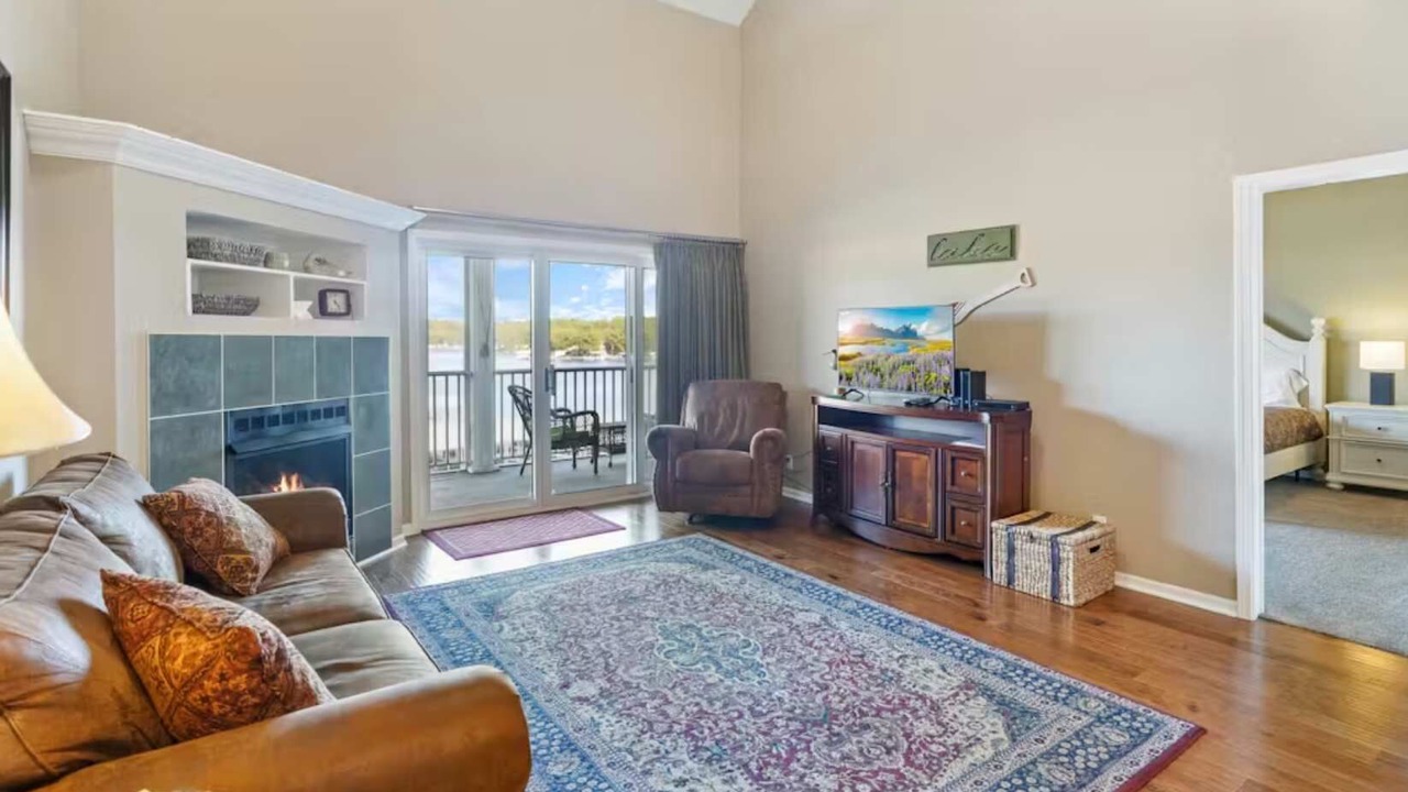 Photo of Livingroom in Sunrise Beach