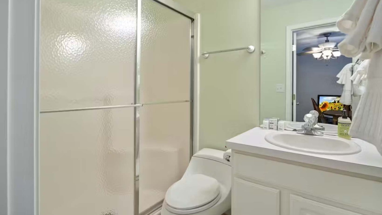 Photo of Bathroom in Sunrise Beach