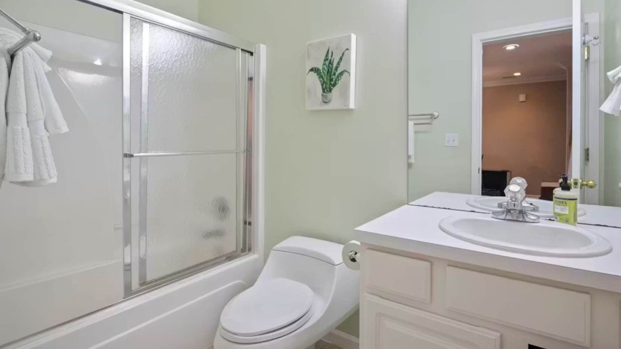 Photo of Bathroom in Sunrise Beach