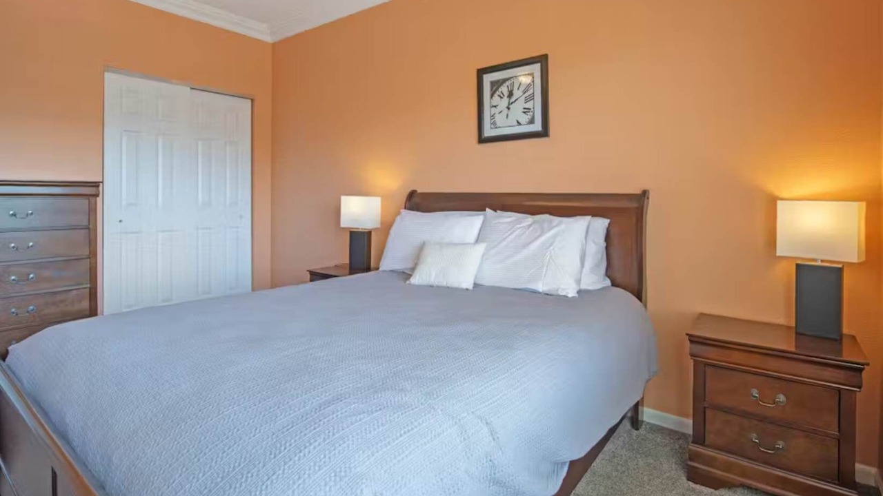 Photo of Bedroom in Sunrise Beach