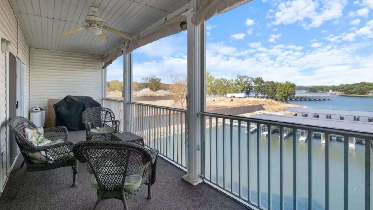 Photo of Patio Balcony in Sunrise Beach