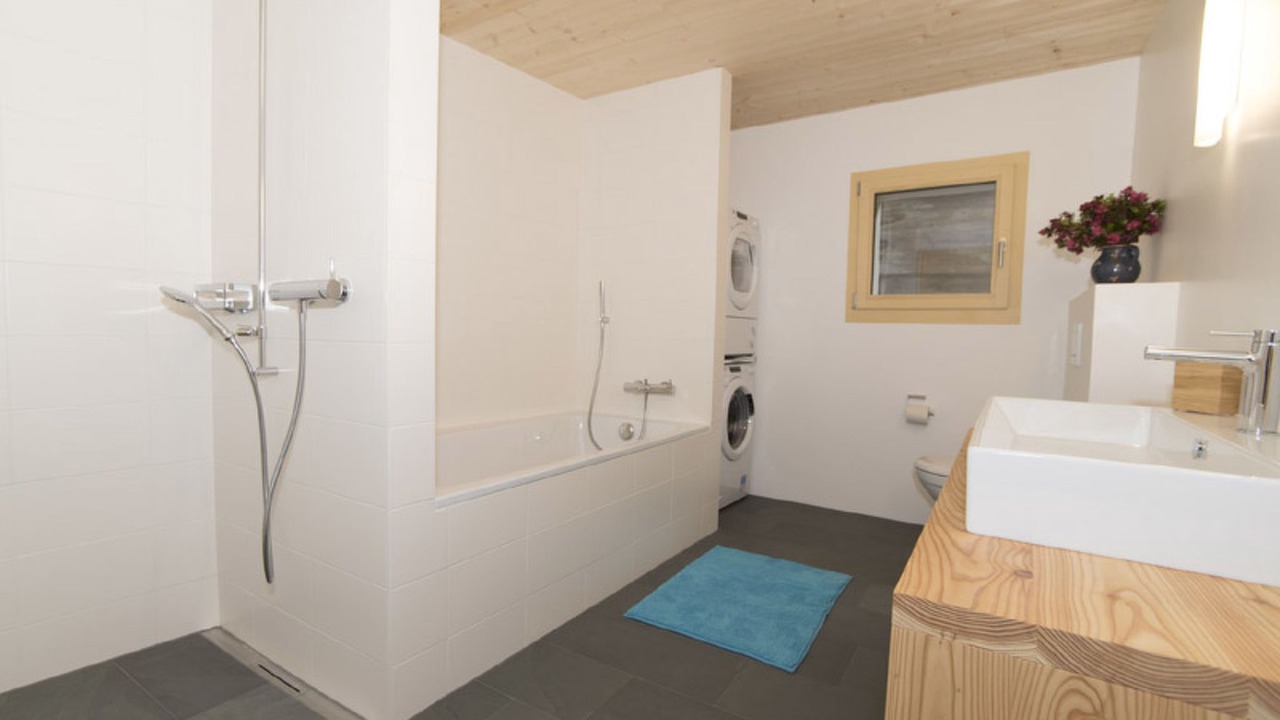 Photo of Bathroom in Donat