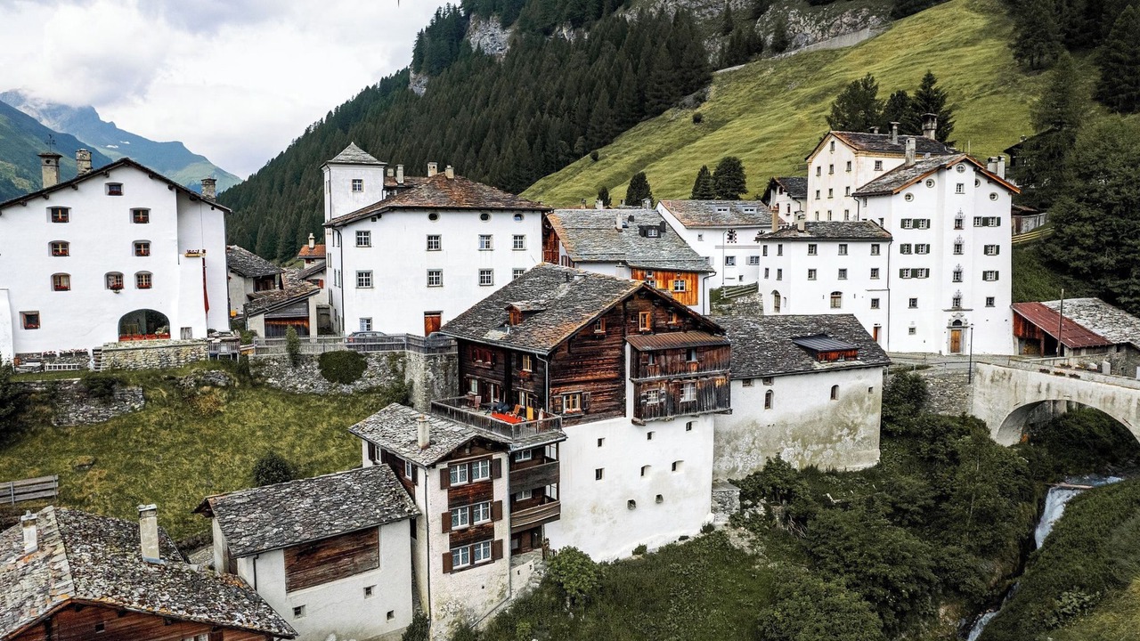 Photo of Others in Spluegen
