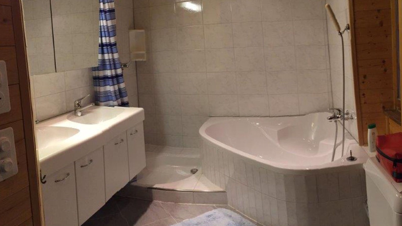 Photo of Bathroom in Spluegen