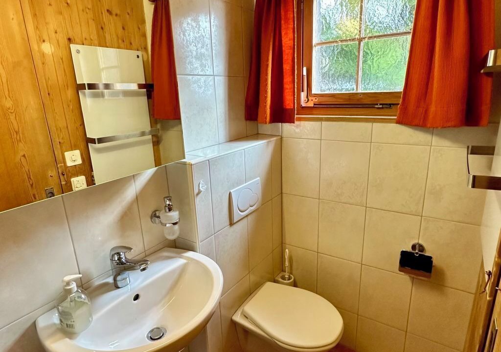 Photo of Bathroom in Oberurmein