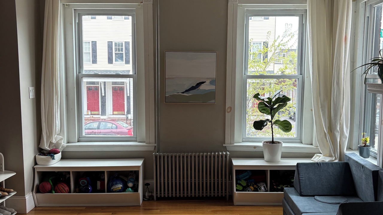 Photo of Livingroom in Telegraph Hill
