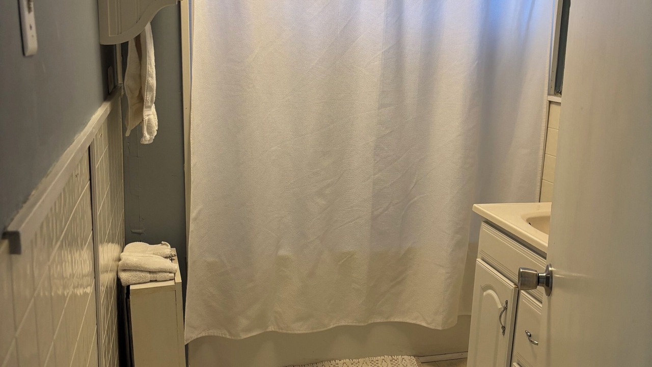 Photo of Bathroom in Telegraph Hill