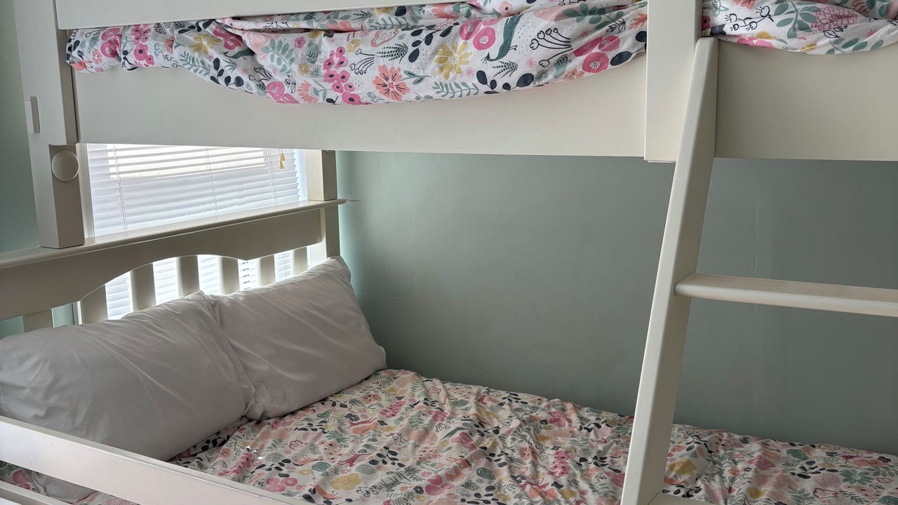 Photo of Bedroom in Telegraph Hill