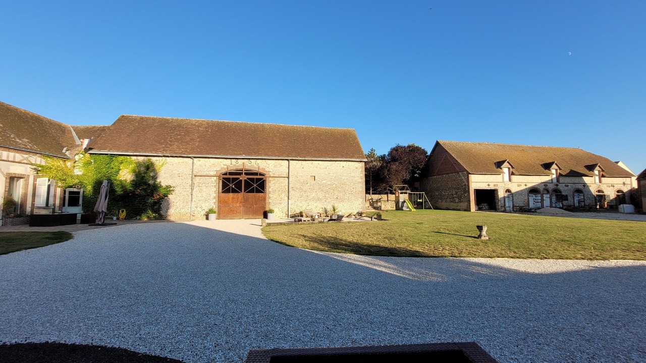 Photo of Outdoor in Poisvilliers