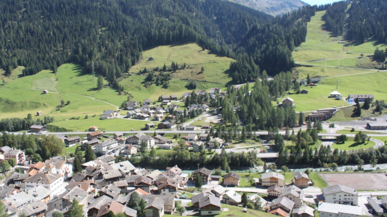 Photo of Others in Spluegen
