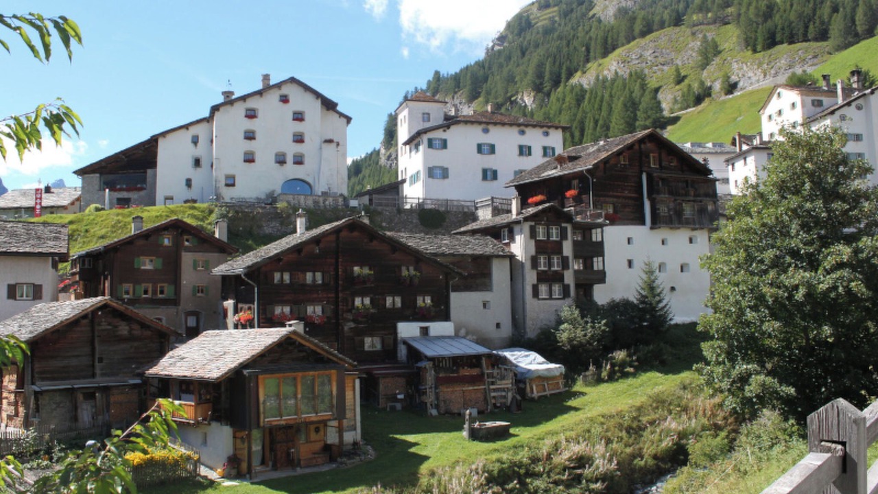 Photo of Others in Spluegen