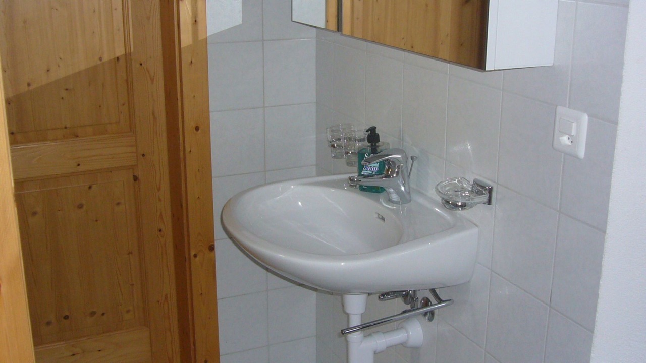 Photo of Bathroom in Spluegen