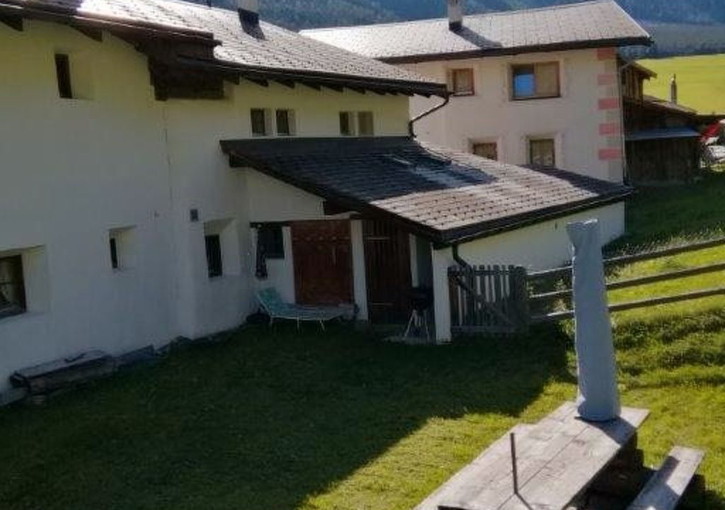 Photo of Others in Tschierv