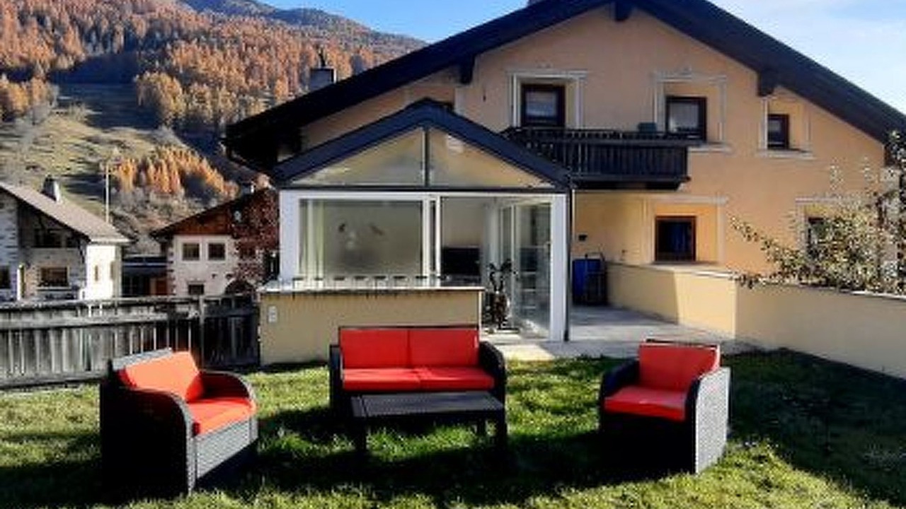 Photo of Livingroom in Fuldera