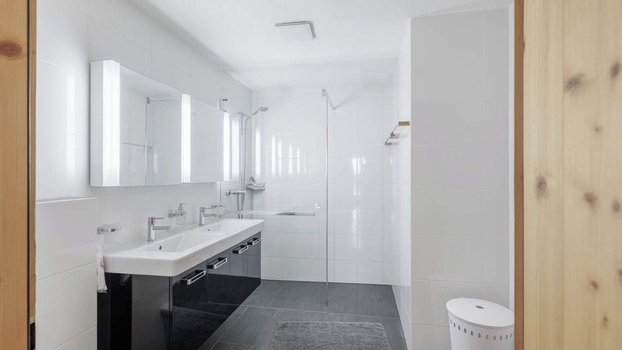 Photo of Bathroom in Ftan