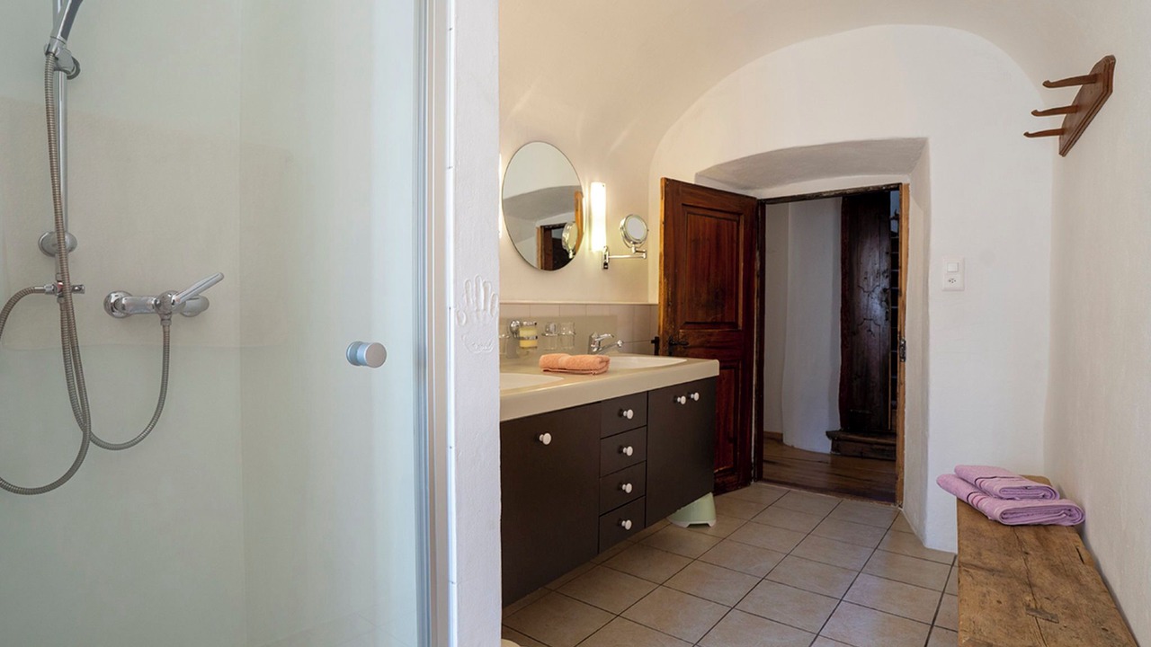 Photo of Bathroom in Sent