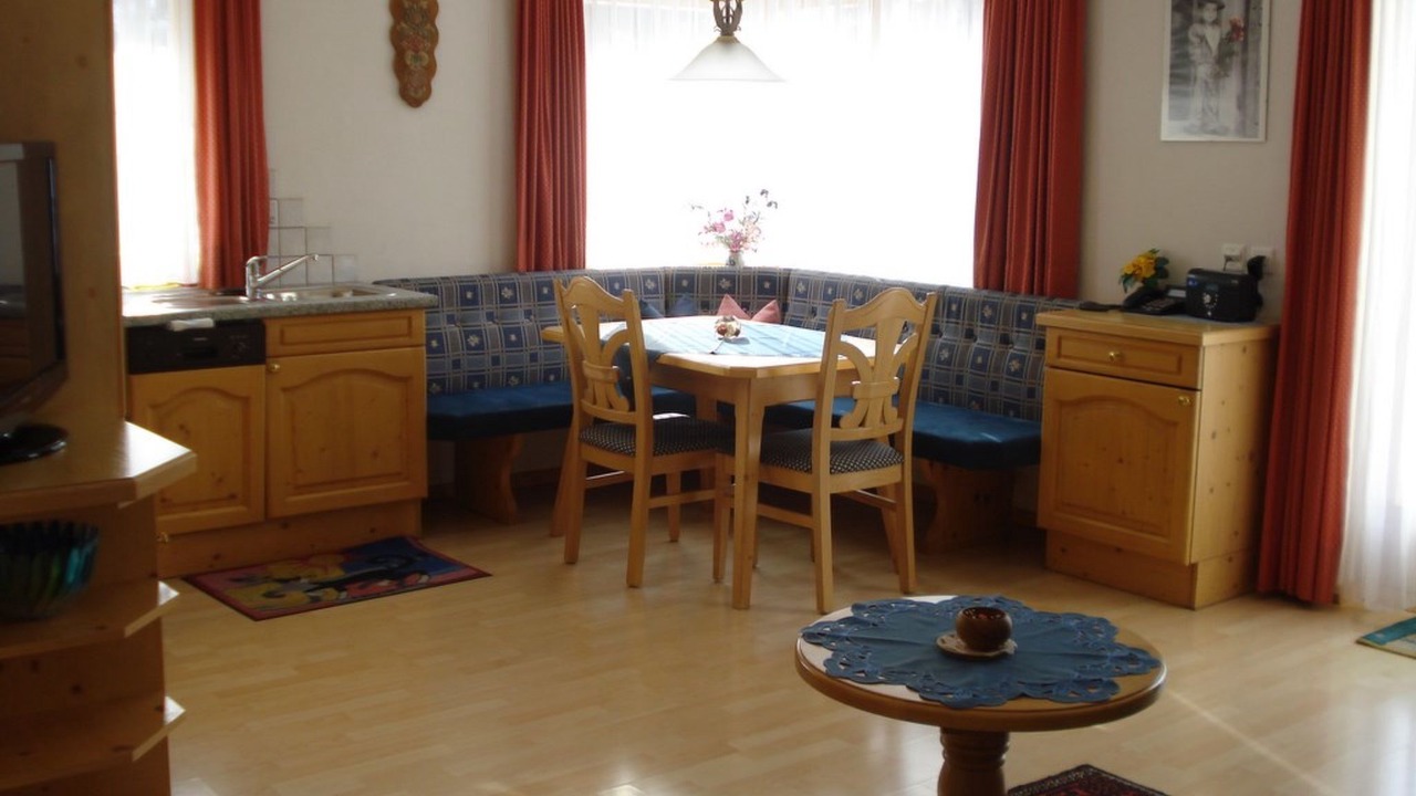 Photo of Livingroom in Ravaisch