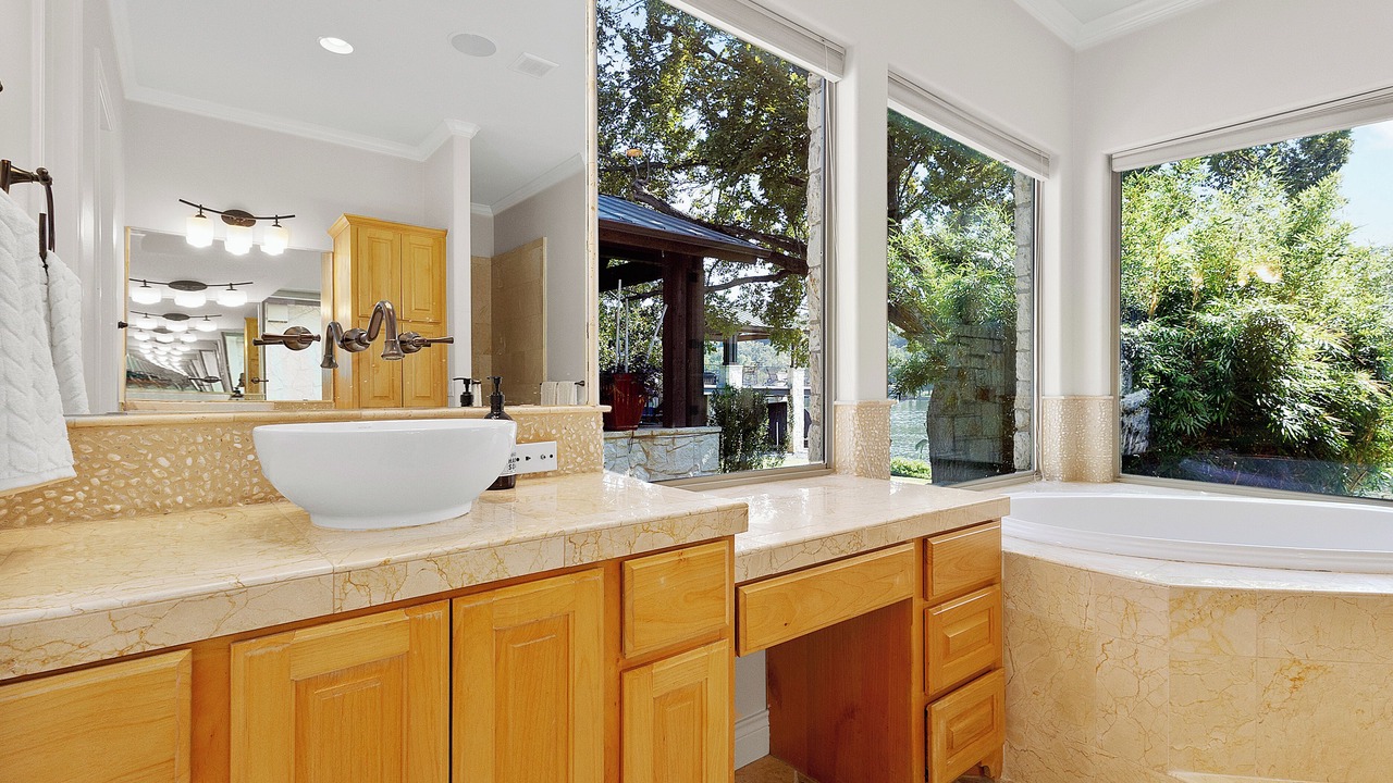 Photo of Outdoor in Oak Shores On Lake Austin